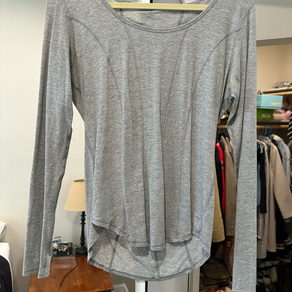 Lululemon Gray Long Sleeve Women's Top